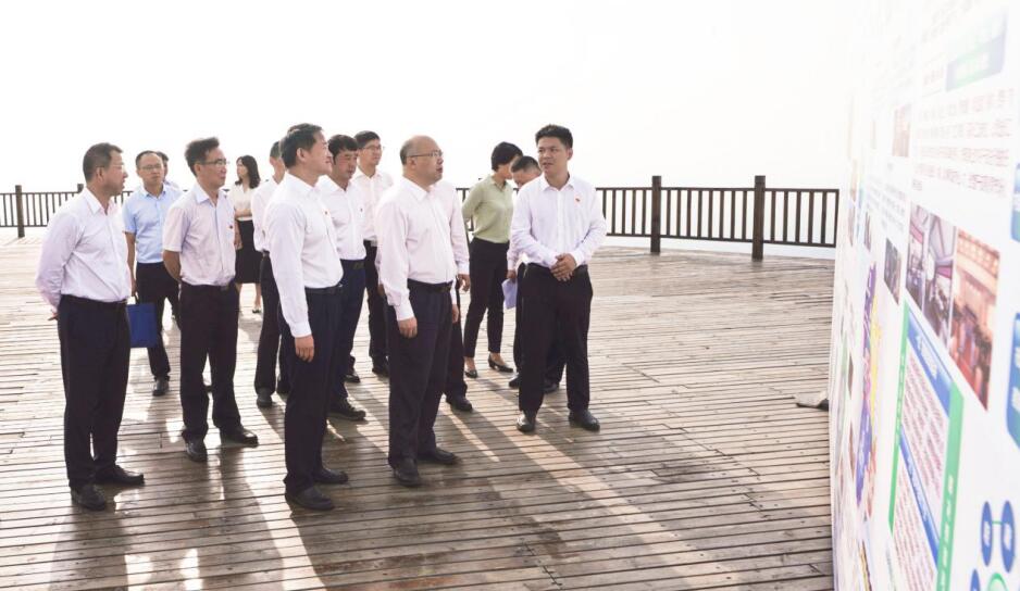 省委常委、组织部长王正谱到四川尊龙凯时集团调研指导工作