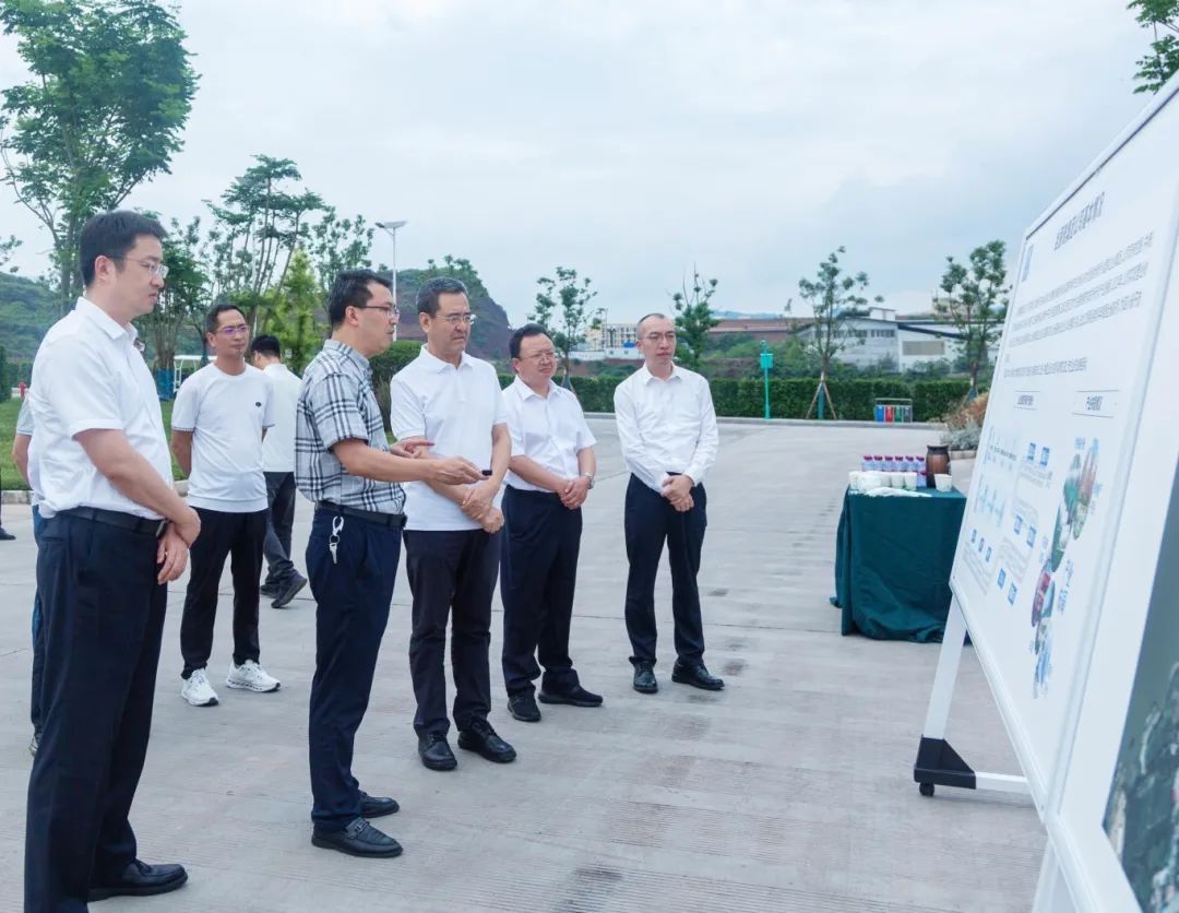 省国资委党委书记、主任冯文生赴宜宾调研国企改革深化提升行动工作并主持召开片区座谈会